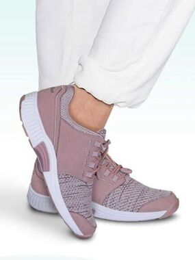 Orthofeet Francis No-Tie Stretchable sneaker - Size 10 Wide.  Rose color.